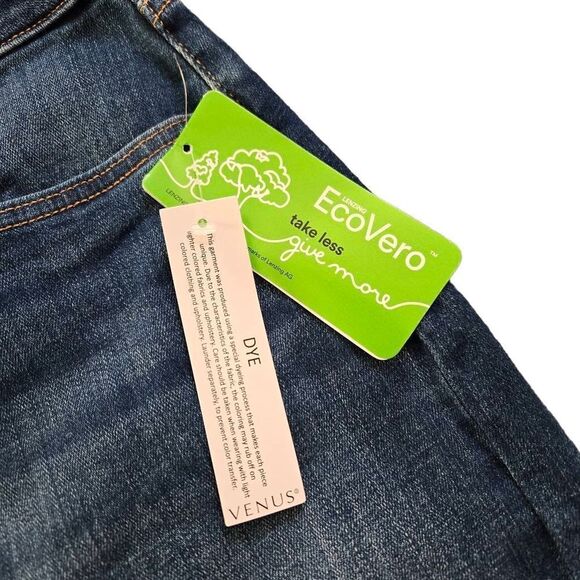 NWT VENUS Jean Shorts Women's Size 14 - Picture 2 of 4